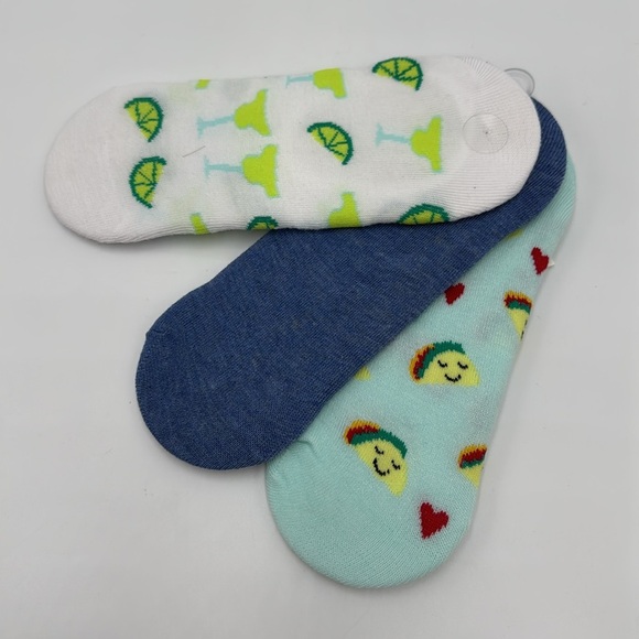 Xhilaration Heel Grip Liners – 3 Pairs. One size fits most - Picture 3 of 4